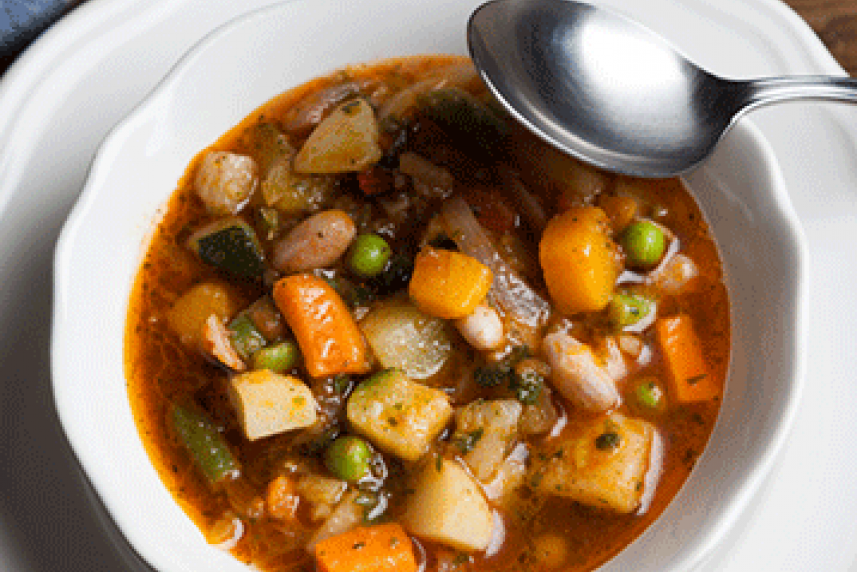 Slow Cooker Winter Vegetable Soup